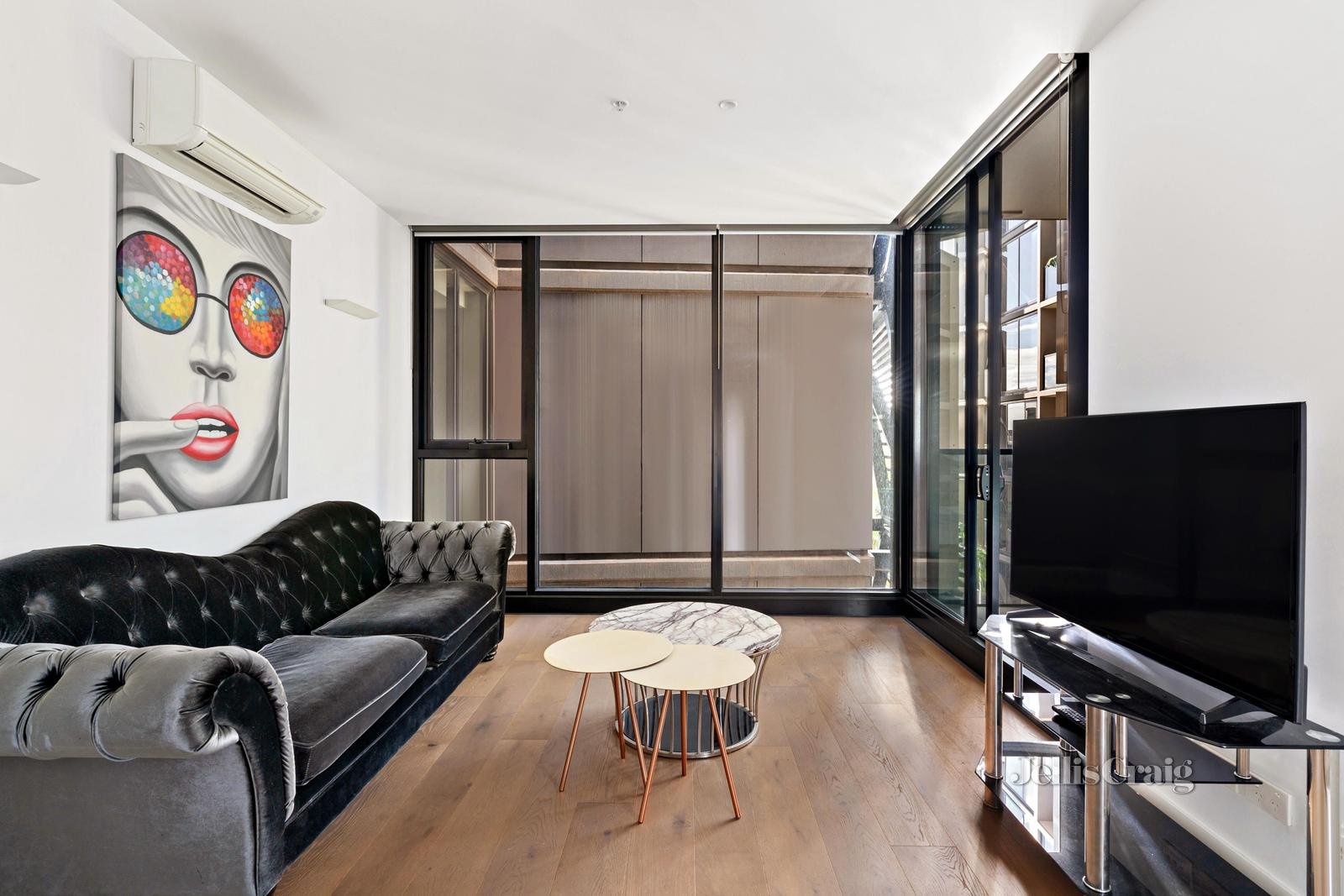 427/33 Blackwood Street, North Melbourne image 3