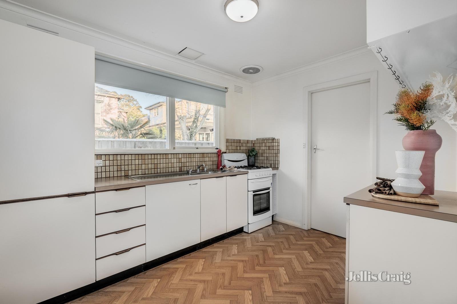 4/28 Milton Street, Canterbury image 7