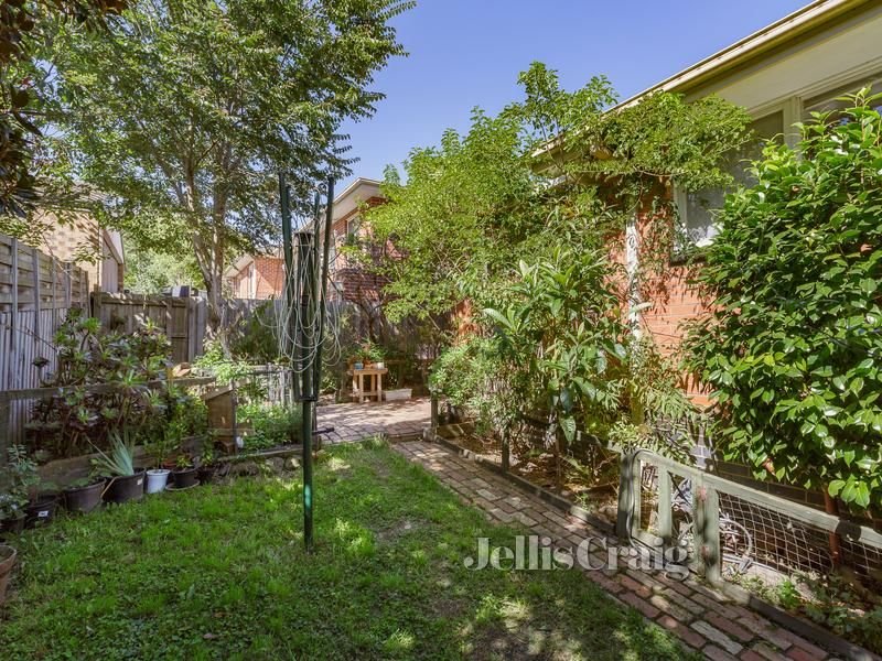 4/28 Tyne Street, Box Hill North image 5