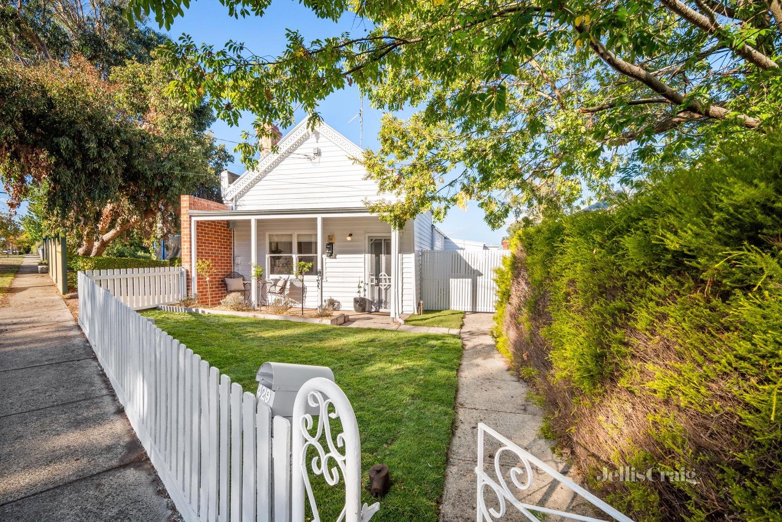 429 Armstrong Street South, Ballarat Central image 2