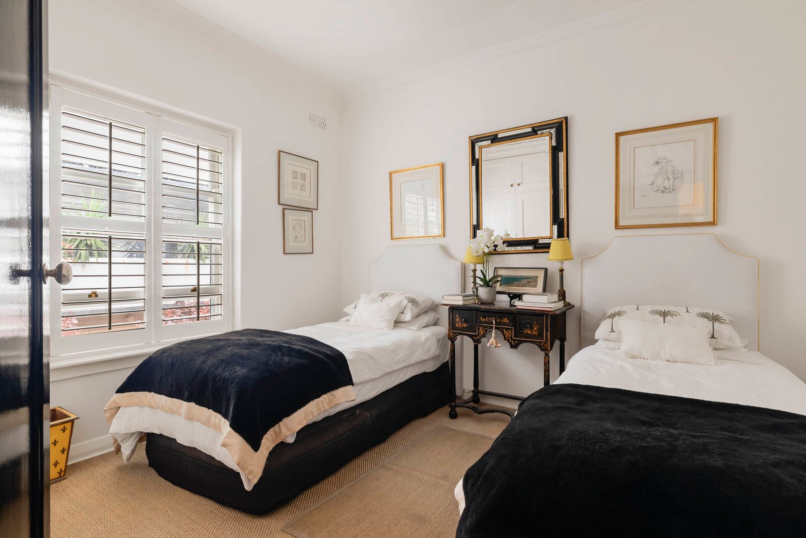 Property Gallery Thumbnail 9