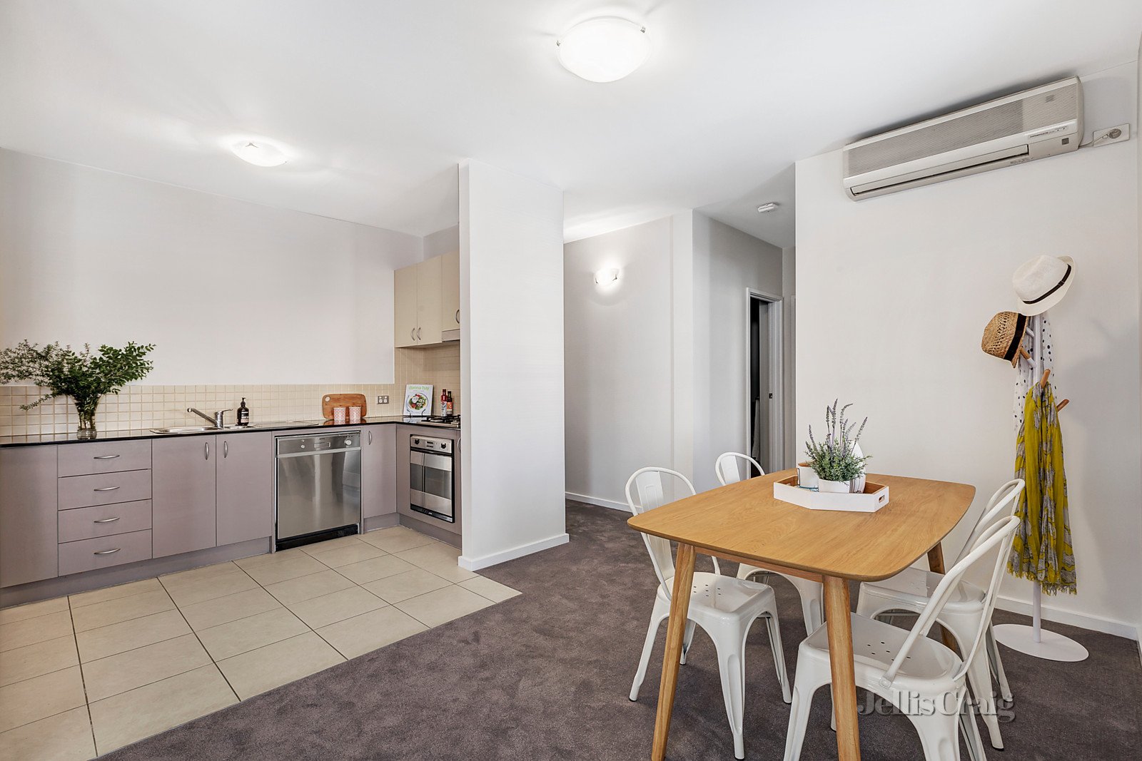 4/2a Baillie Street, North Melbourne image 4