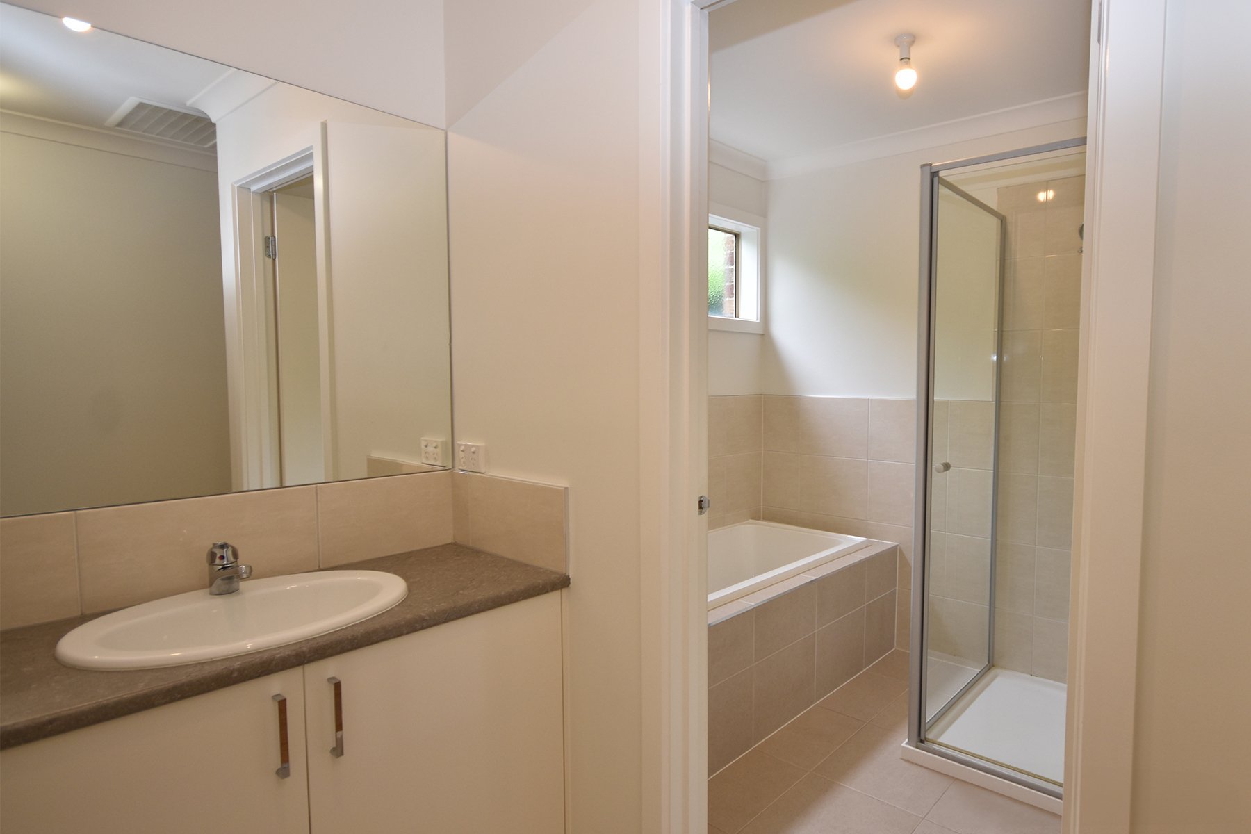 42A Ross Pincott Drive, Mooroolbark image 7