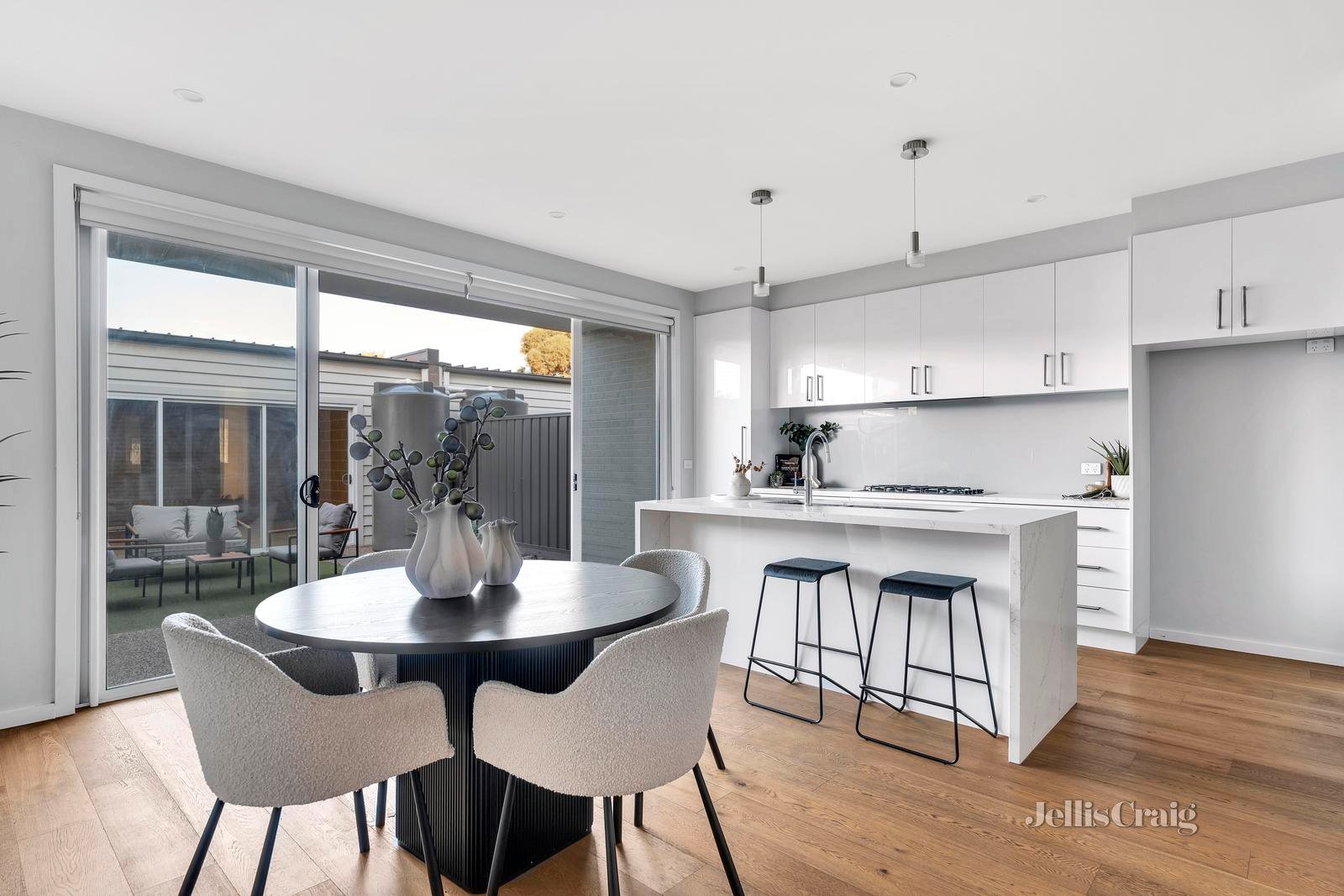 42A Sussex Street, Pascoe Vale South image 5