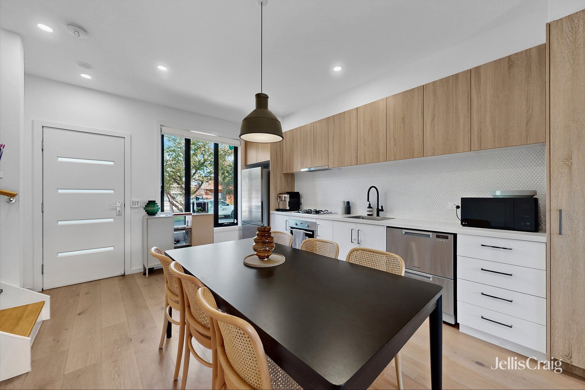 4/2B Beaumont Parade, West Footscray image 3