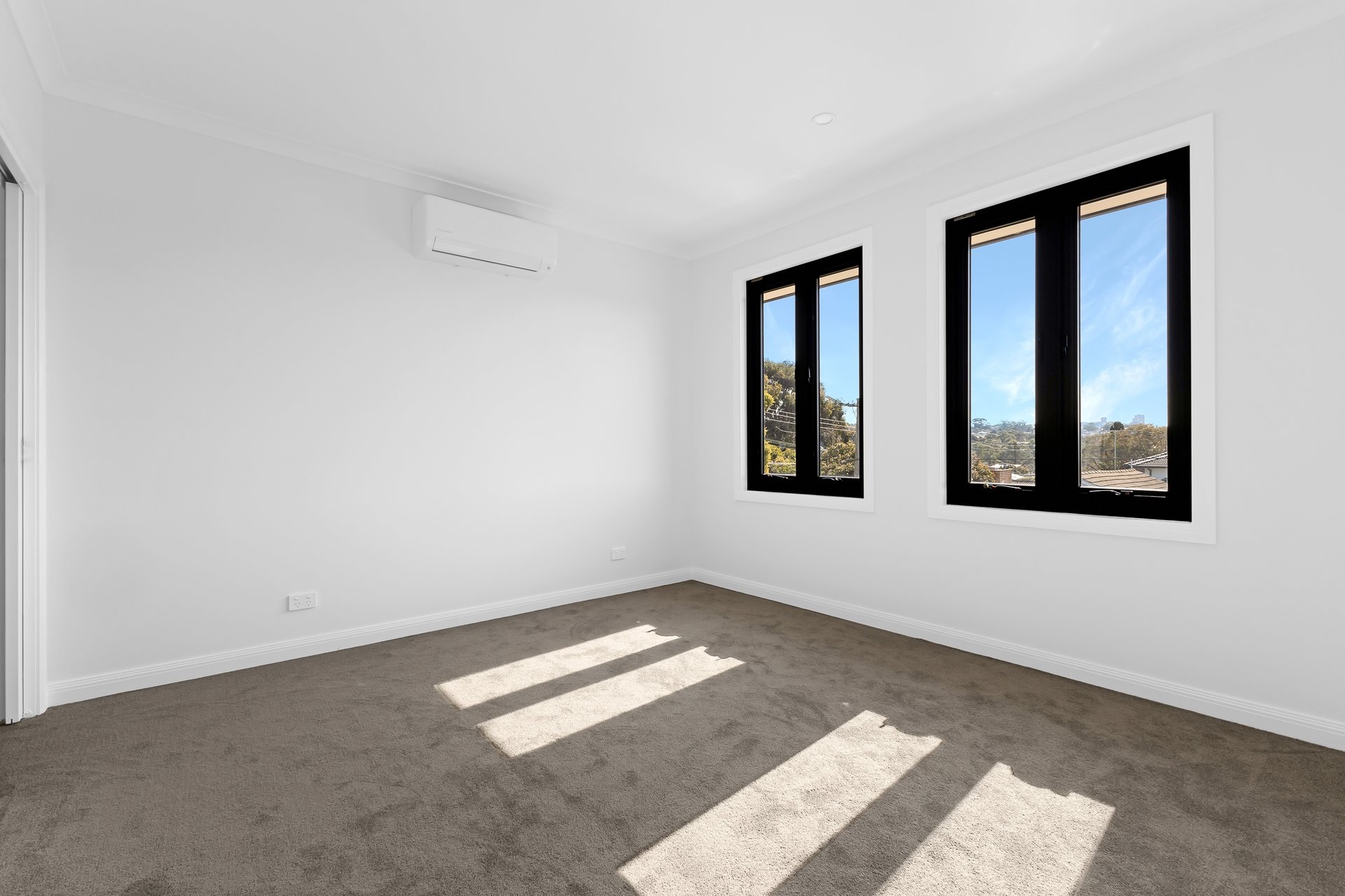 4/2B Farleigh Avenue, Burwood image 6