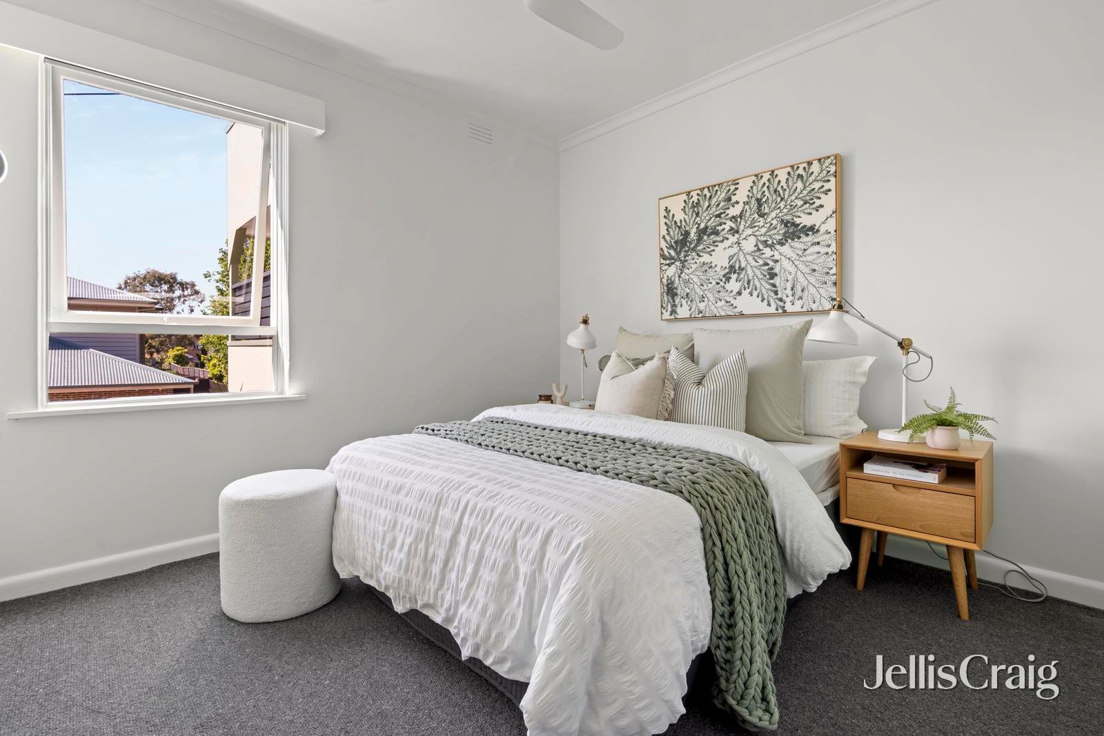 4/2b Loyola Avenue, Brunswick image 5