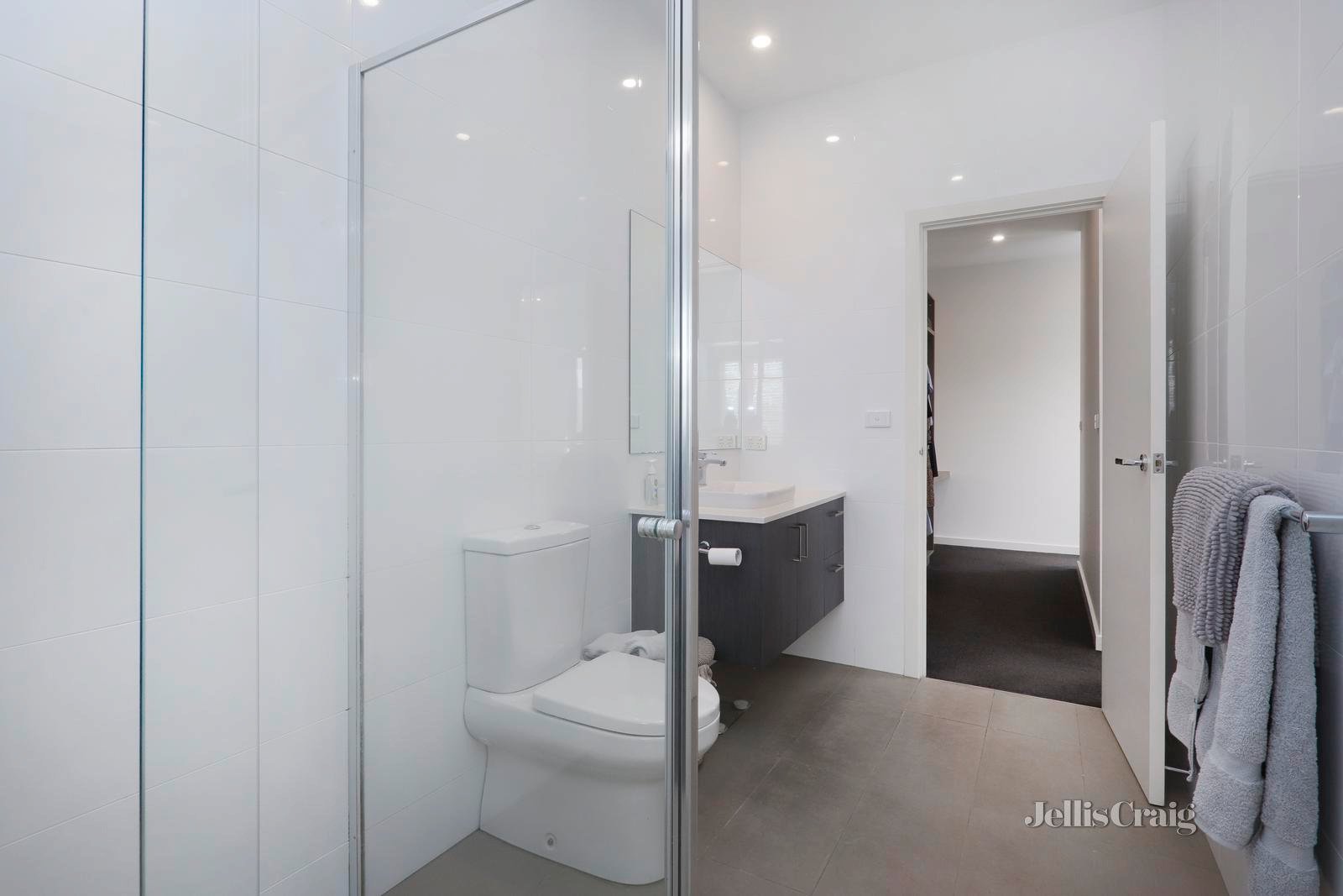 42H Adelaide Street, Footscray image 8
