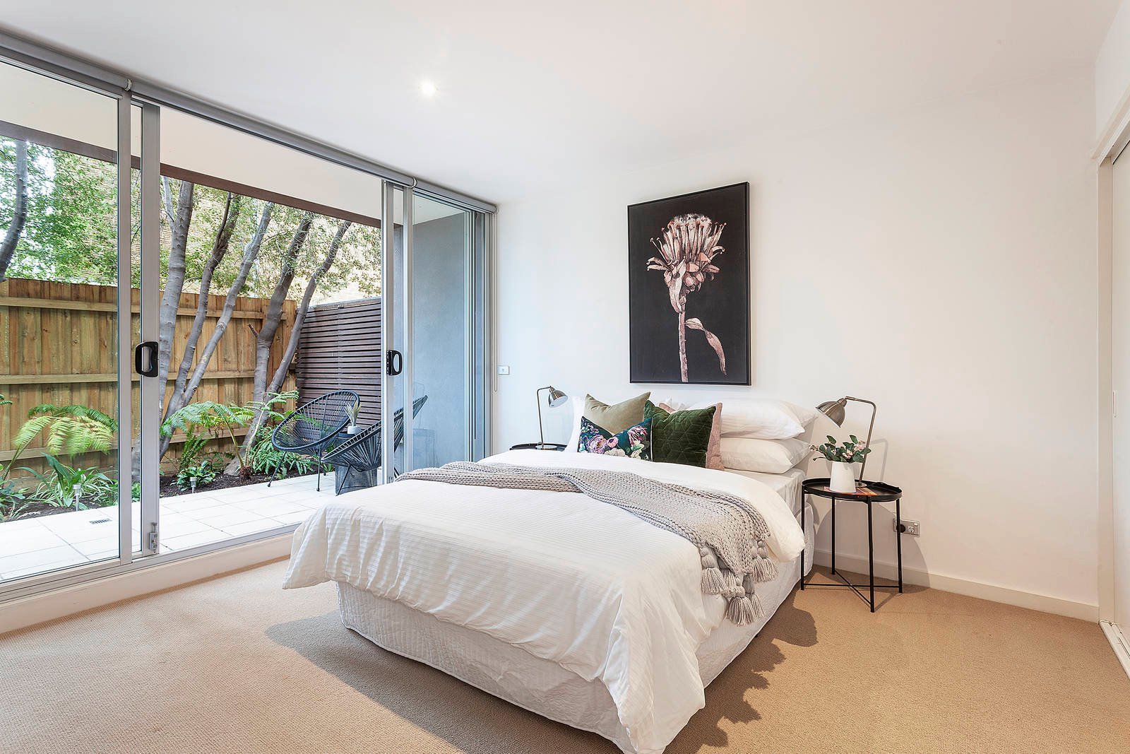 Property Gallery Thumbnail 6