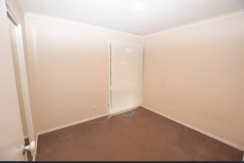 43 Angelica Crescent, Croydon Hills image 8