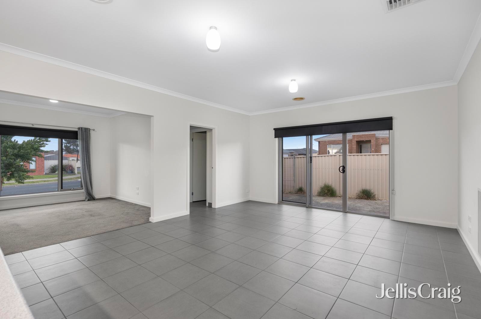 43 Ascot Gardens Drive, Delacombe image 2