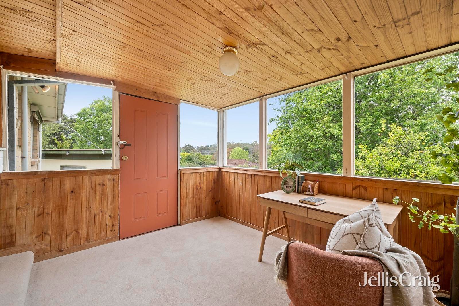 43 Ballantyne Crescent, Kilsyth image 5