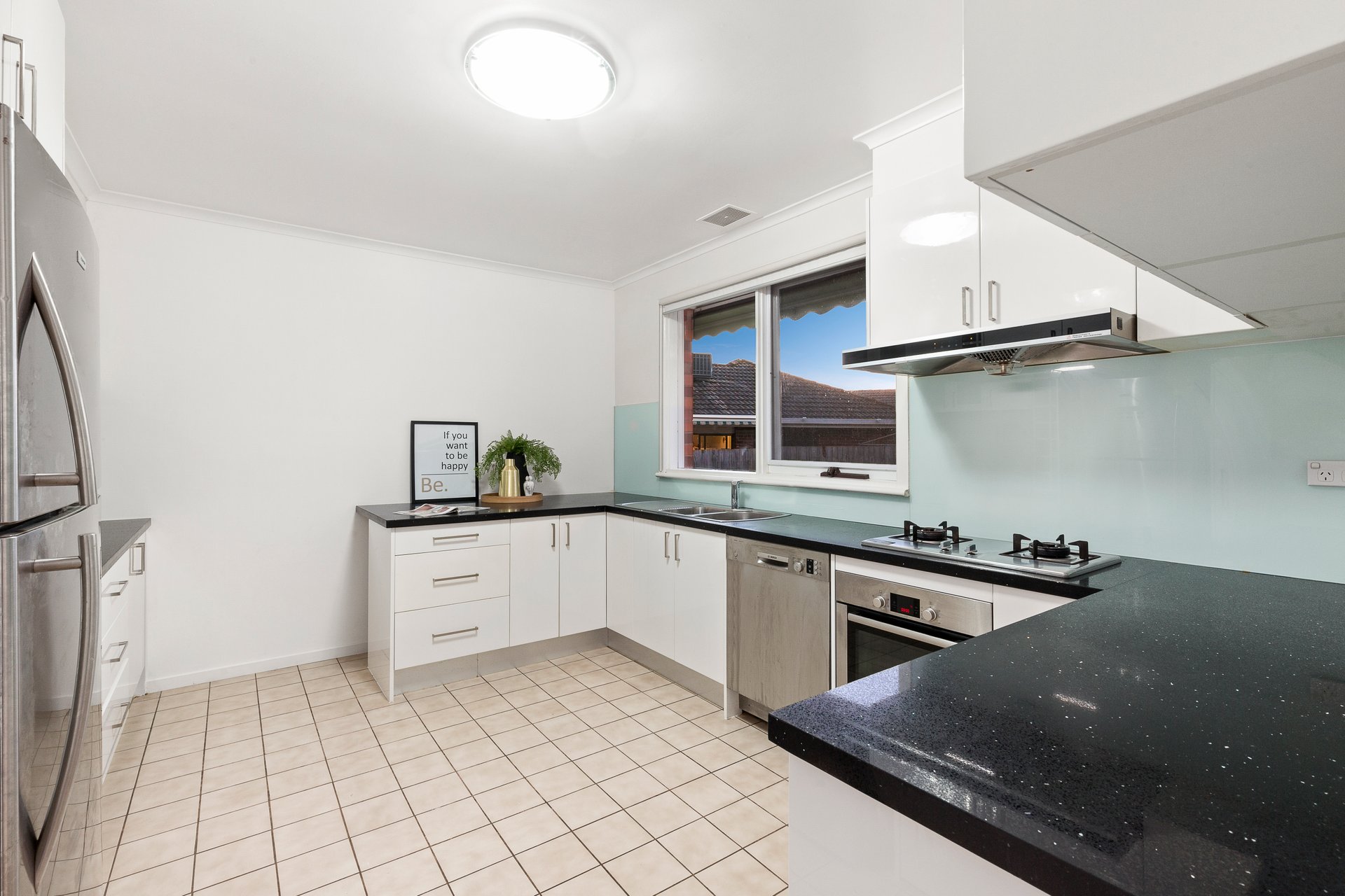 43 Ballantyne Street, Burwood East image 2