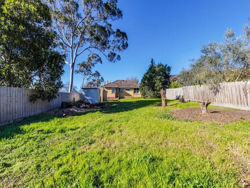 43 Belgravia Avenue, Mont Albert North image 4