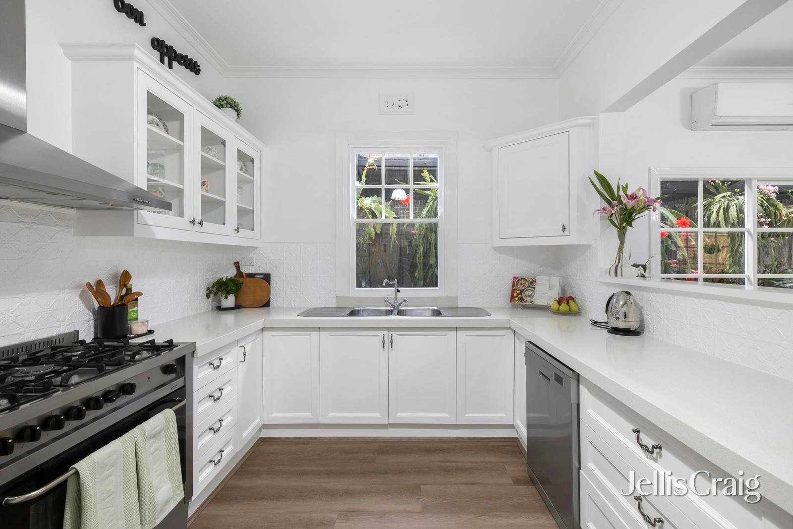 43 Bent Street, Bentleigh image 6