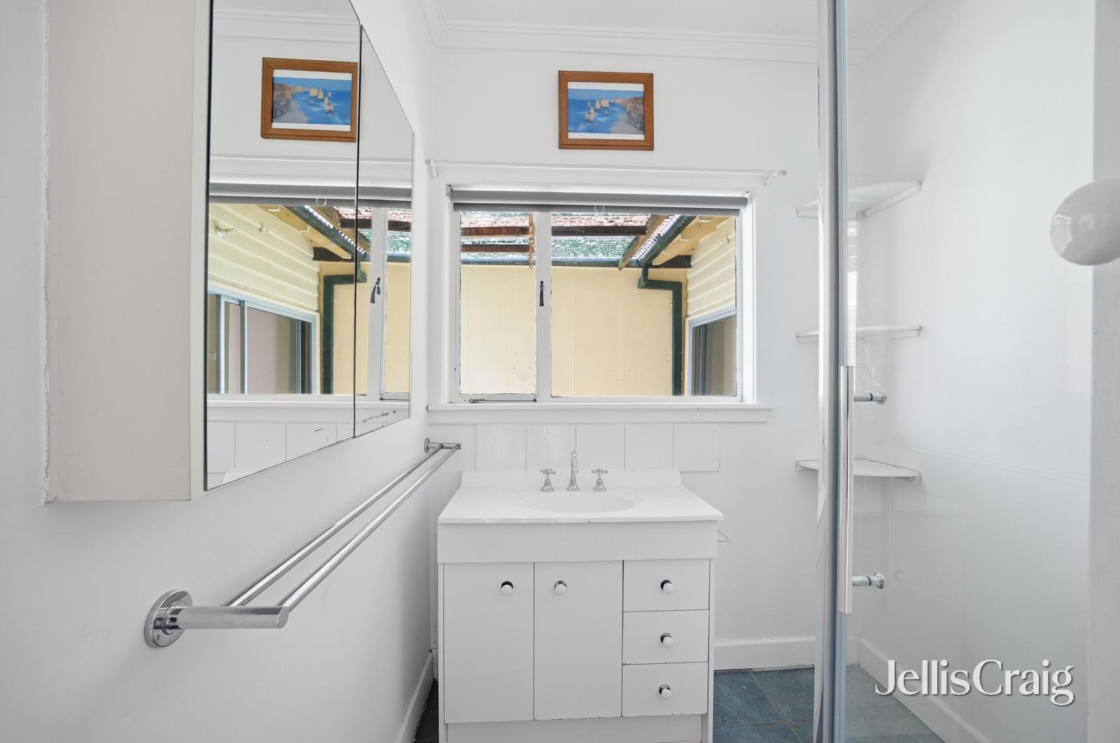 43 Birdwood Avenue, Sebastopol image 7