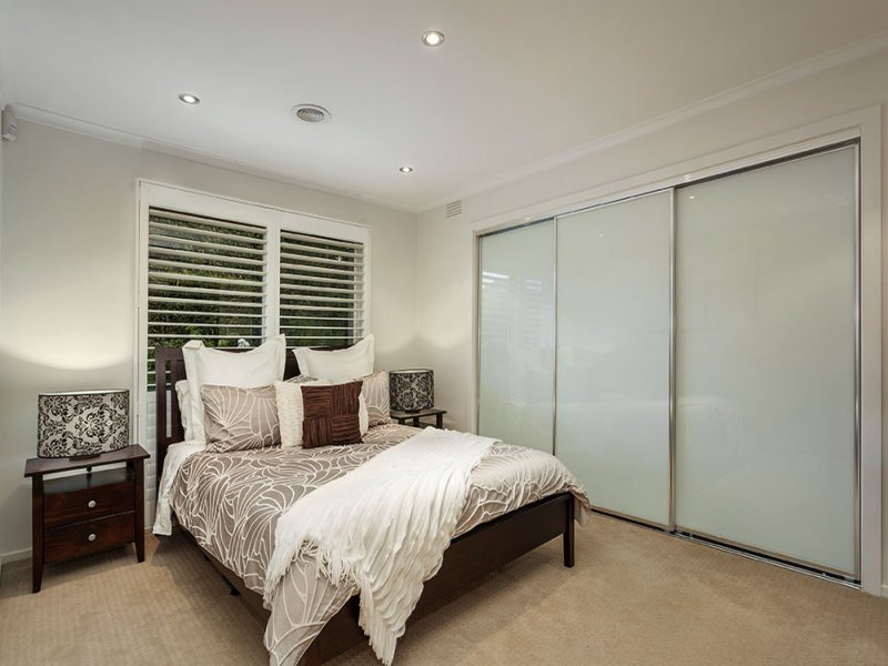 Property Gallery Thumbnail 6