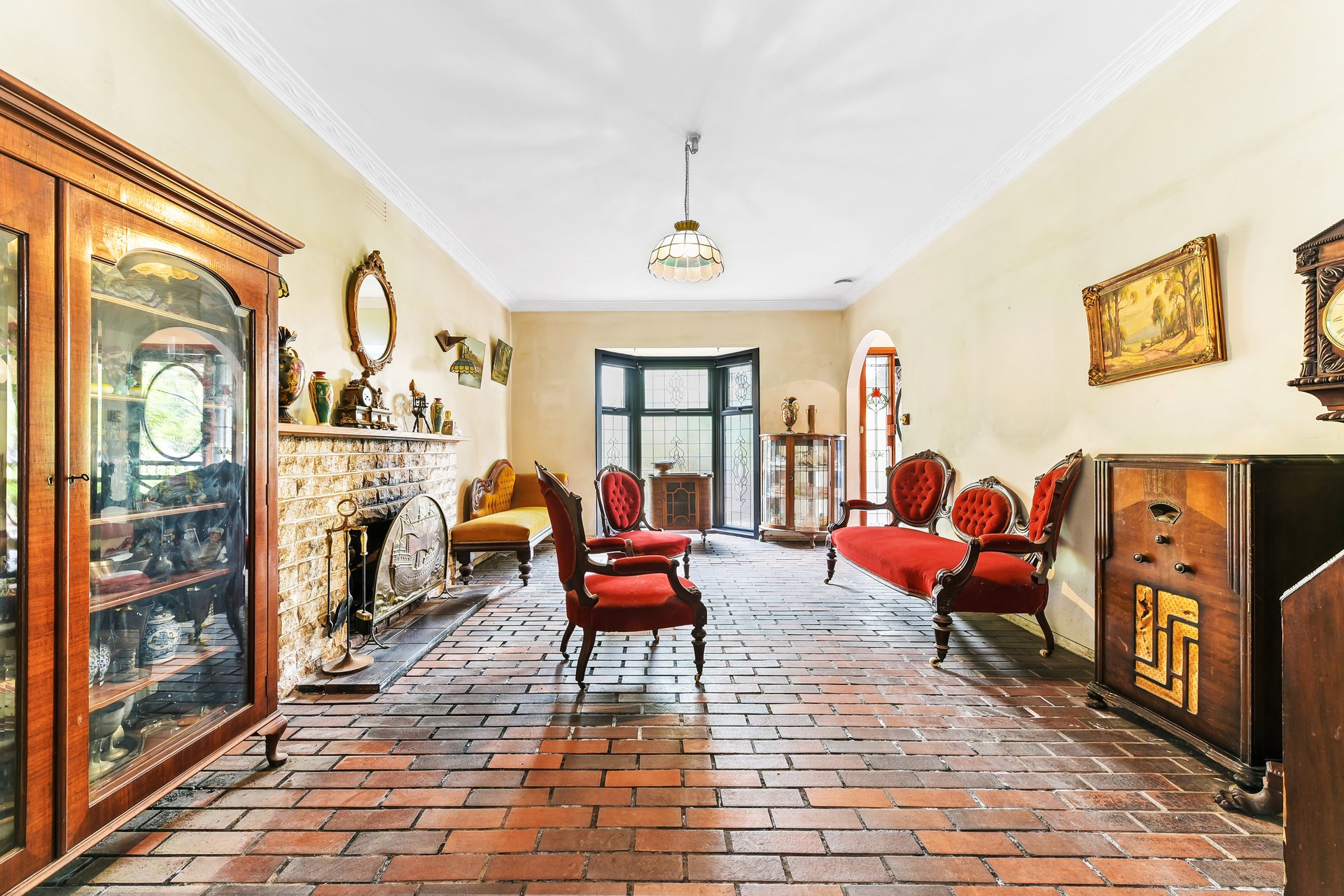 43 Brandon Park Drive, Wheelers Hill image 2