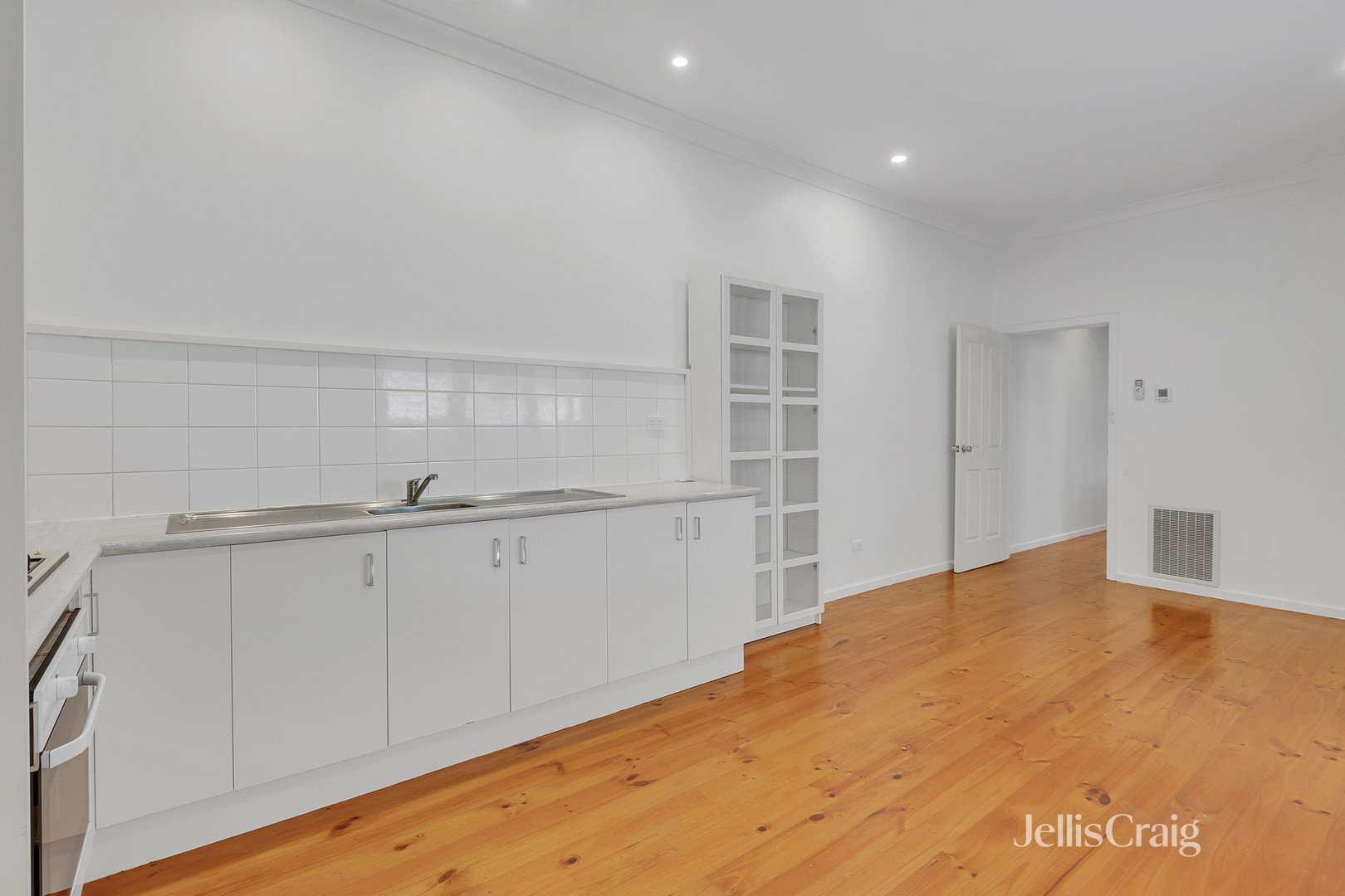 43 Burnell Street, Brunswick West image 5