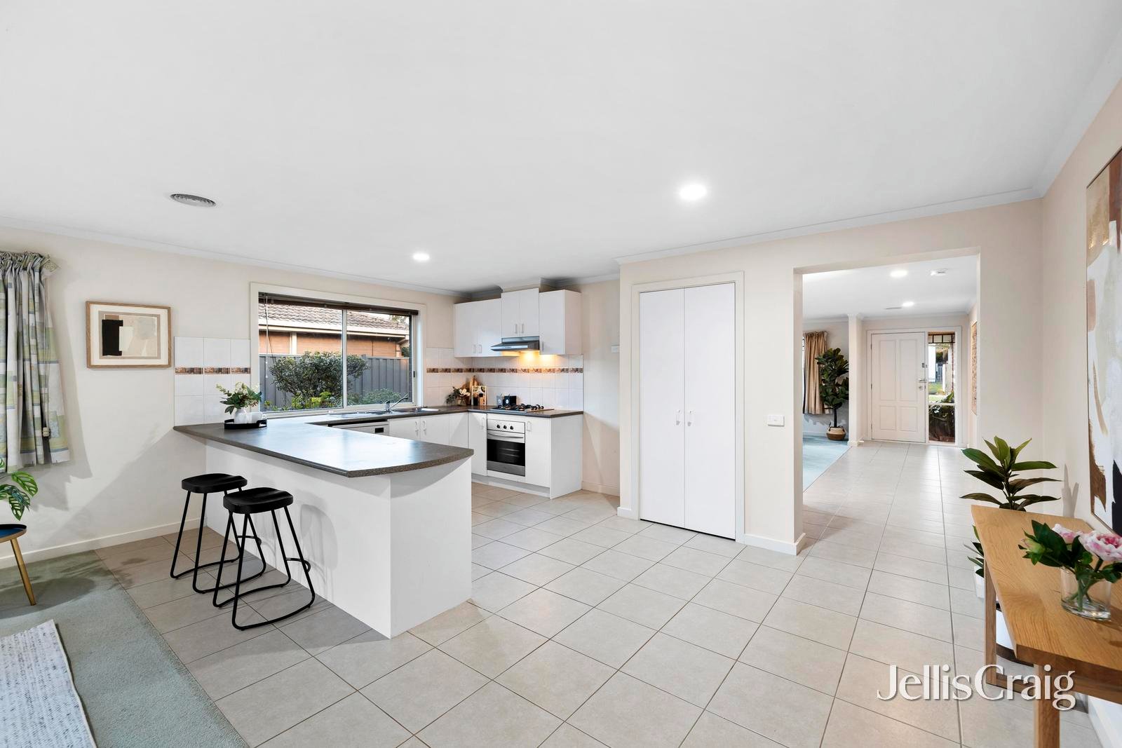 43 Chapel Street, Glen&nbsp;Waverley image 3