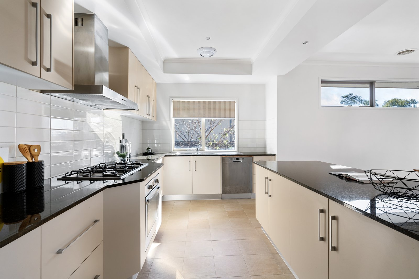 Property Gallery Thumbnail 7