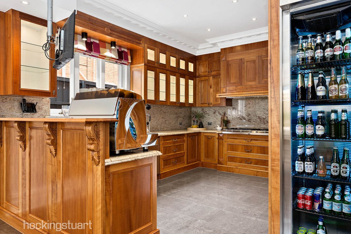 43 Doncaster Road, Balwyn North image 3