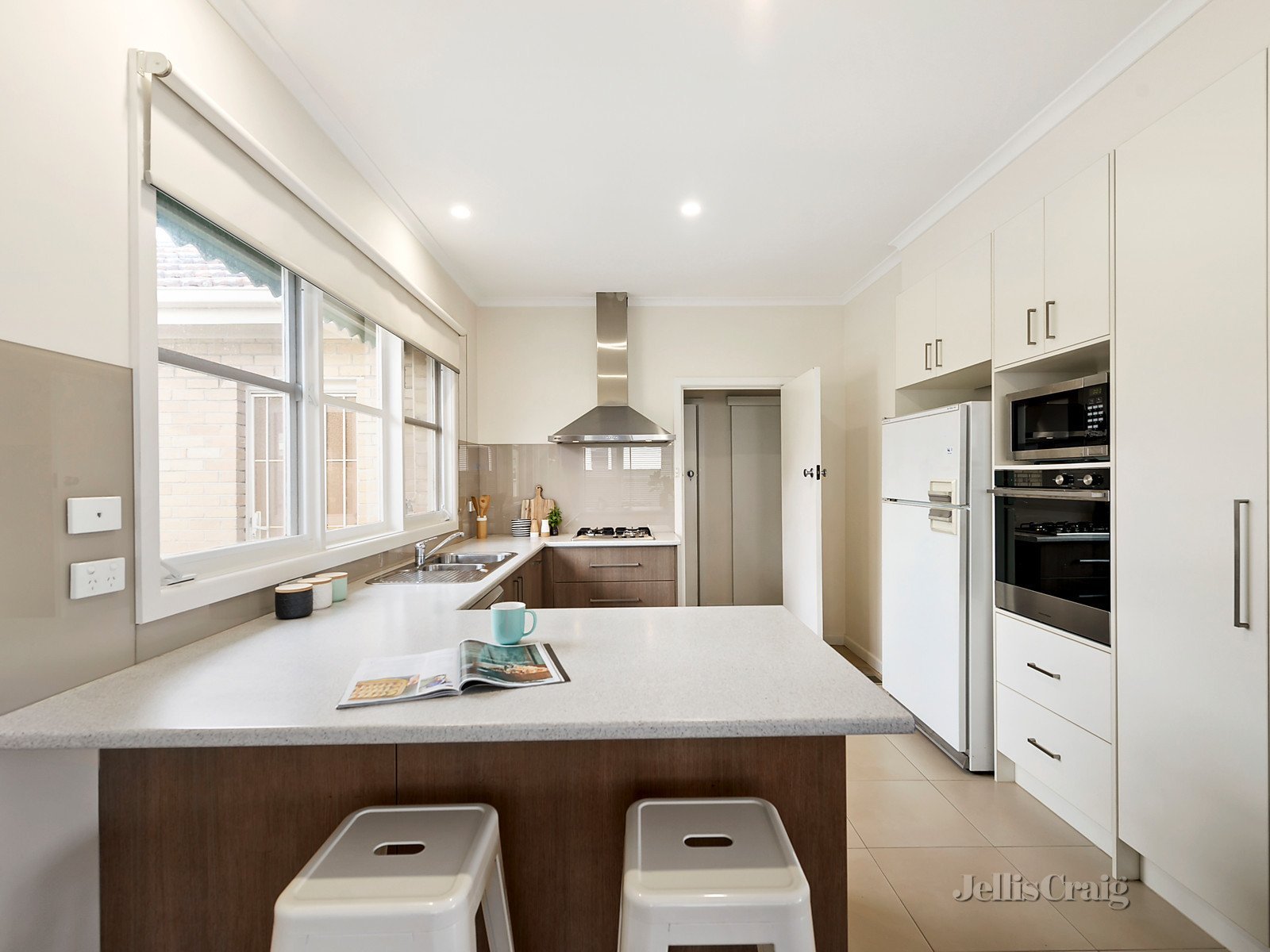 43 Fiddes Street, Moorabbin image 4