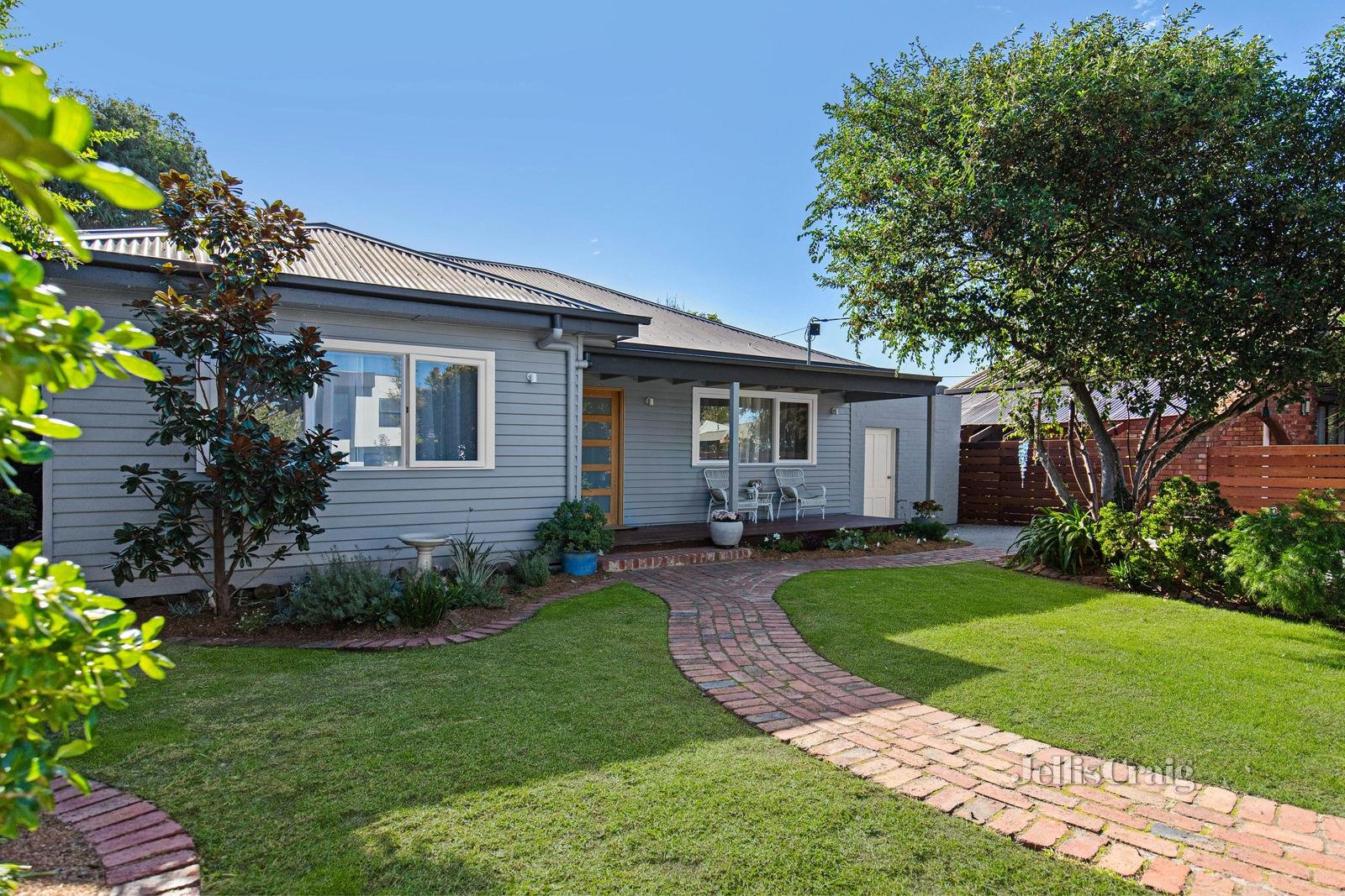 43 Field Avenue, Edithvale image 2