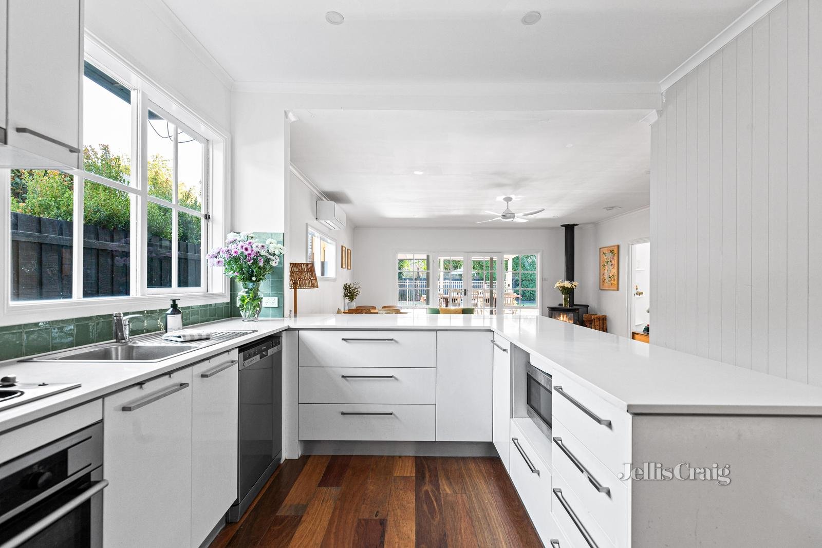 43 Field Avenue, Edithvale image 5