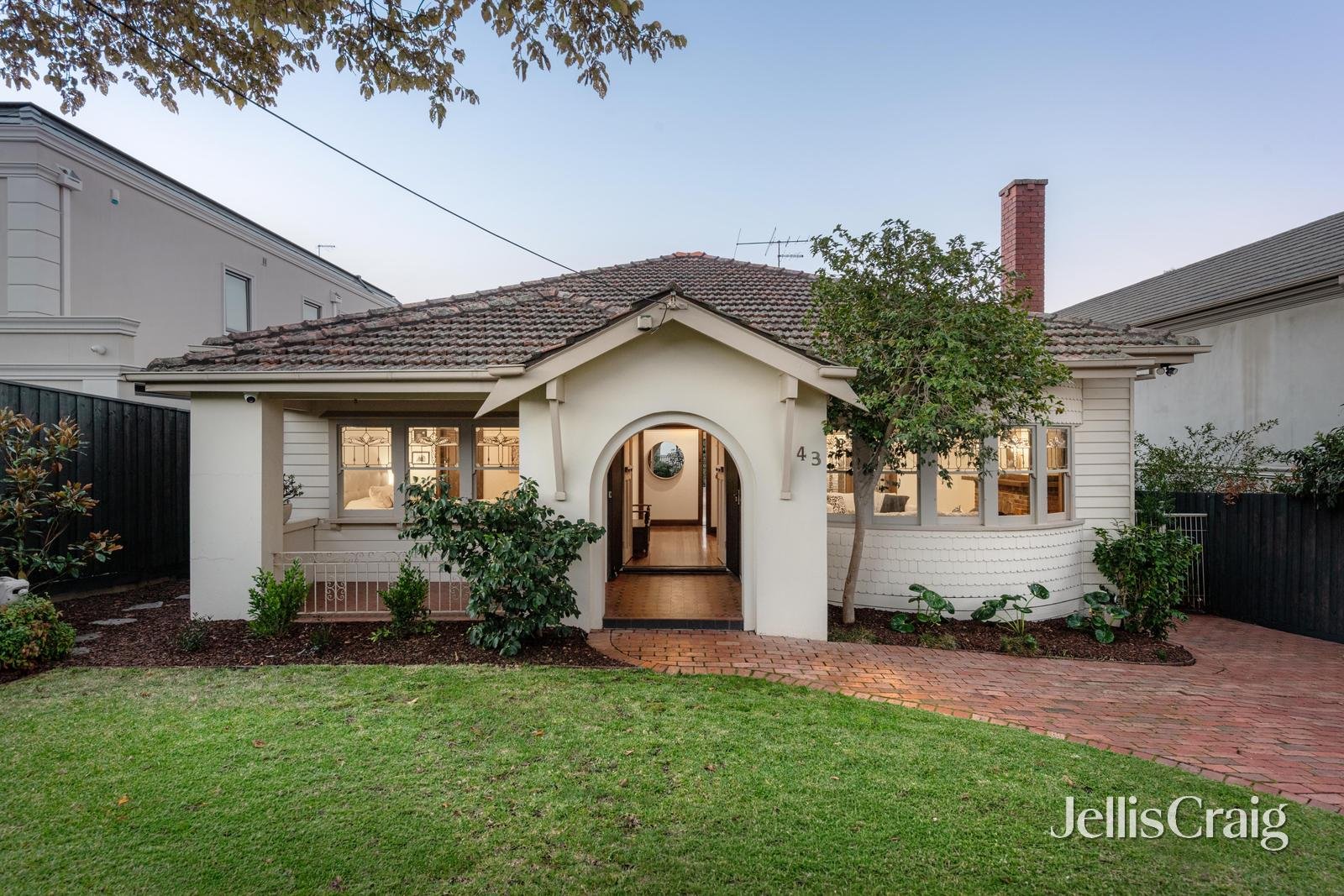 43 First Avenue, Kew image 1