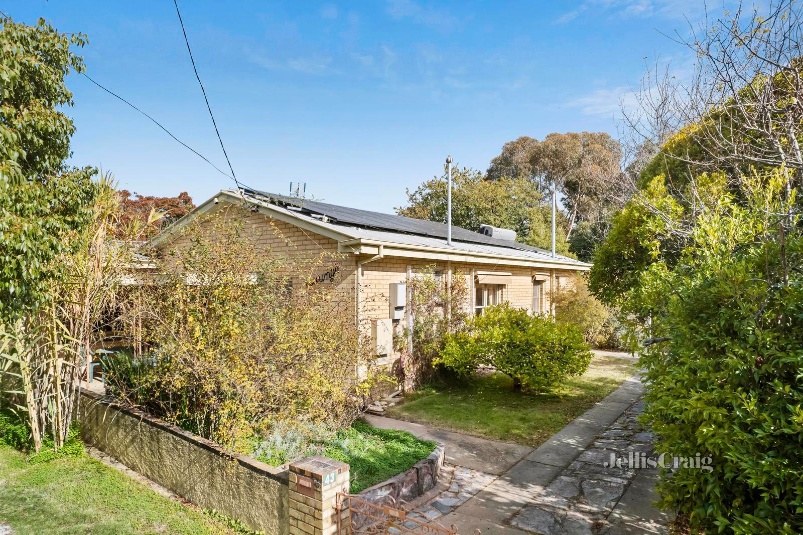 43 Fletcher Street, Castlemaine image 2