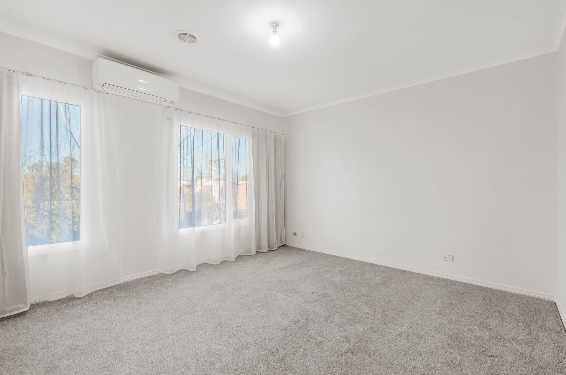 43 Frederick Street, Doncaster image 5