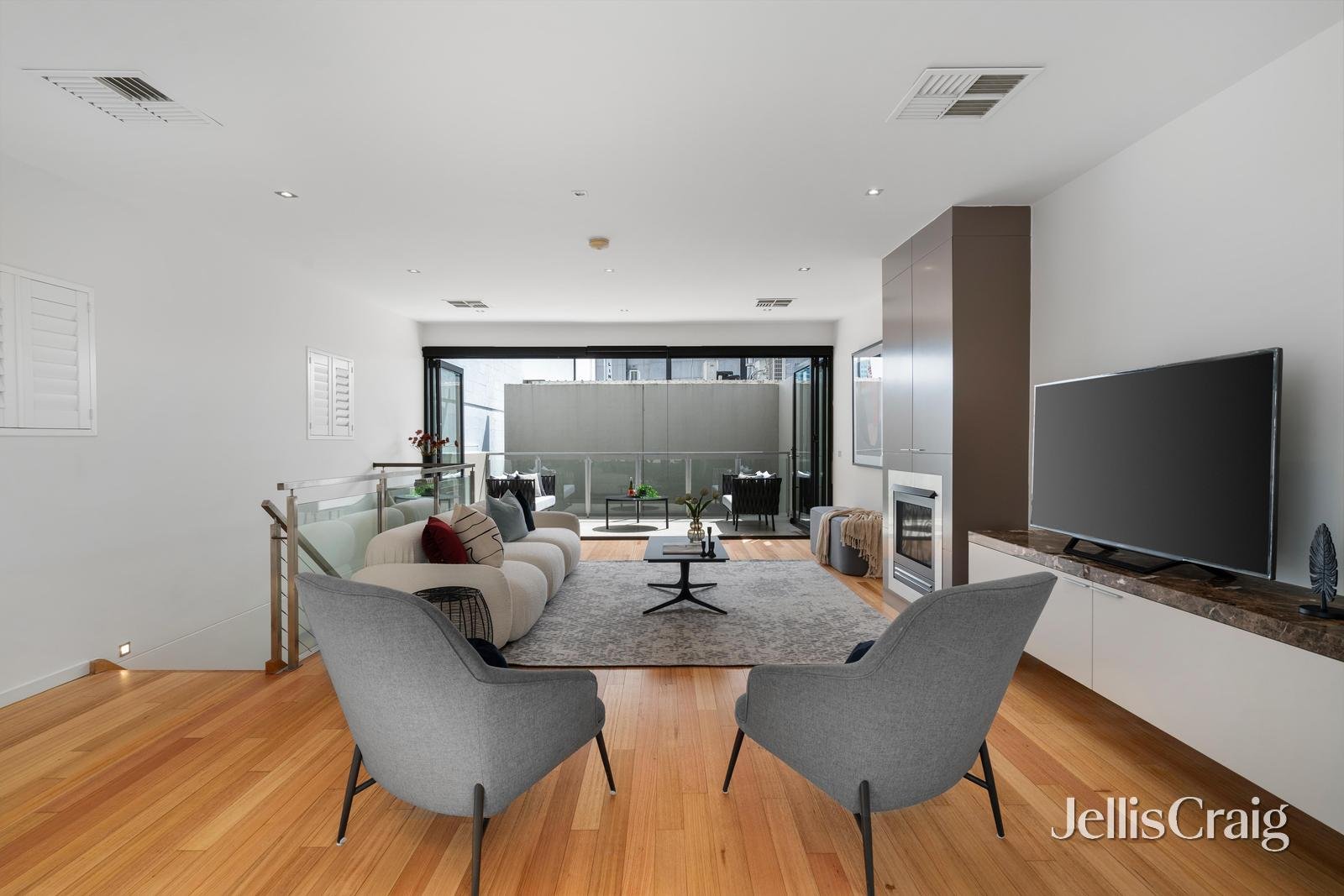 43 Garden Lane, South Yarra image 2