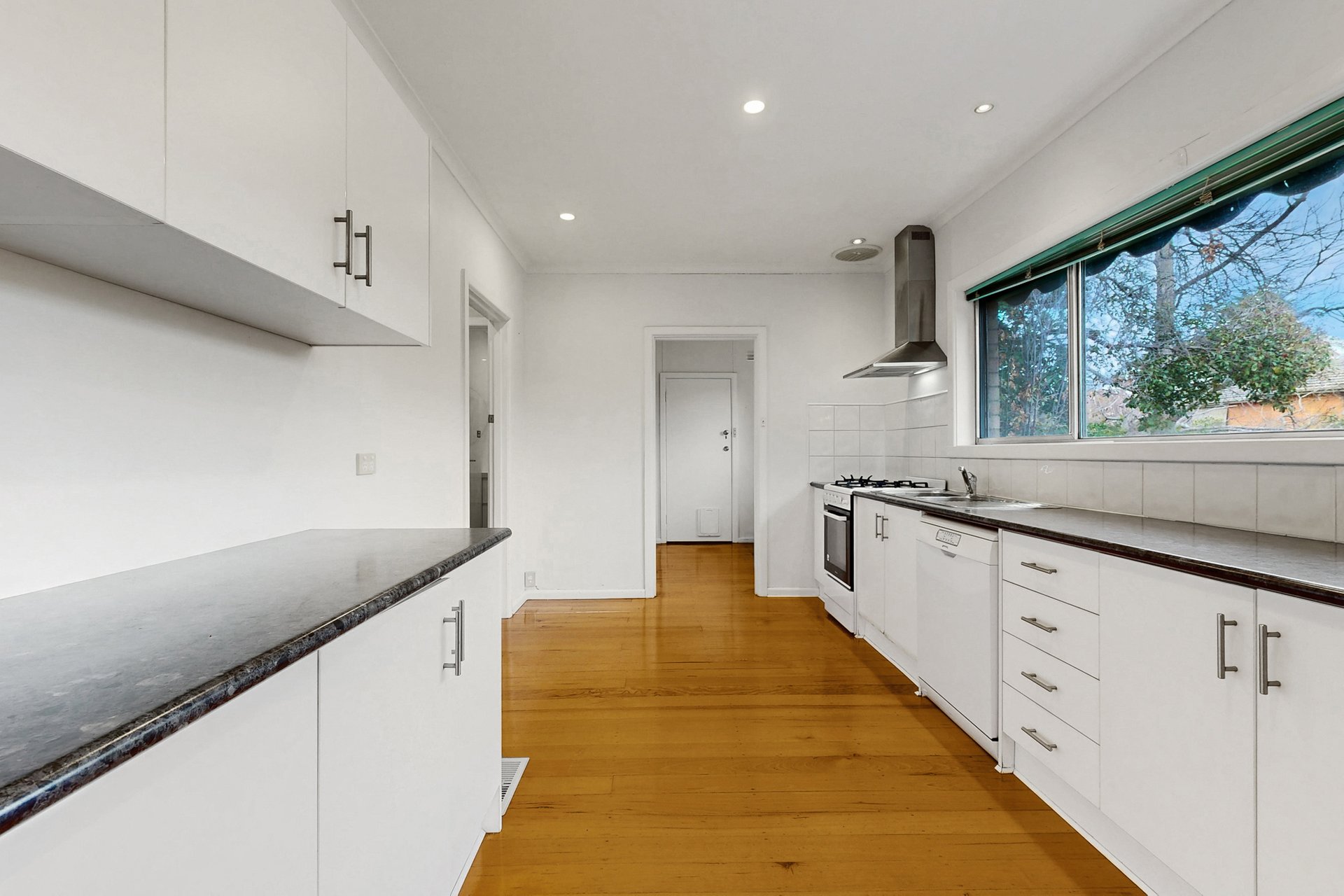 43 Gardenia Road, Balwyn North image 5