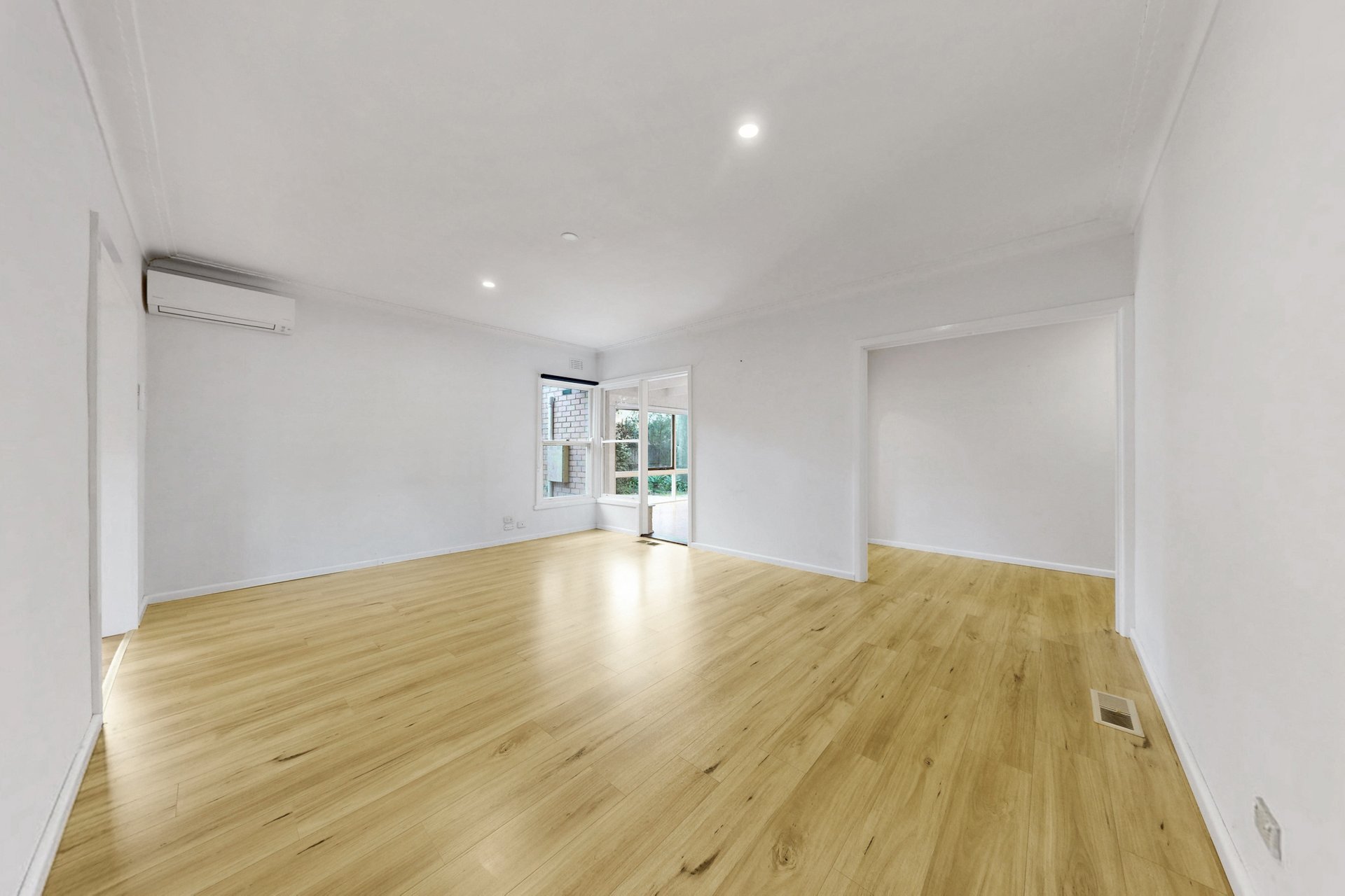 43 Gardenia Road, Balwyn North image 8