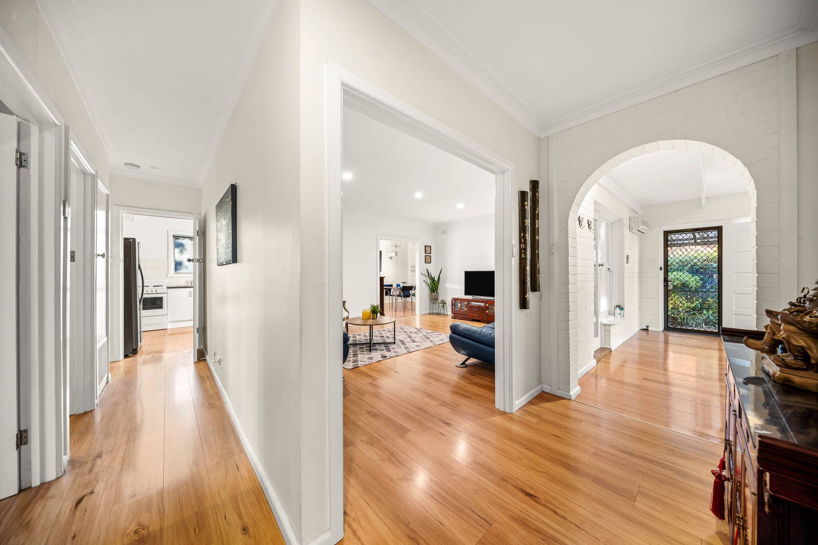 Property Gallery Thumbnail 3