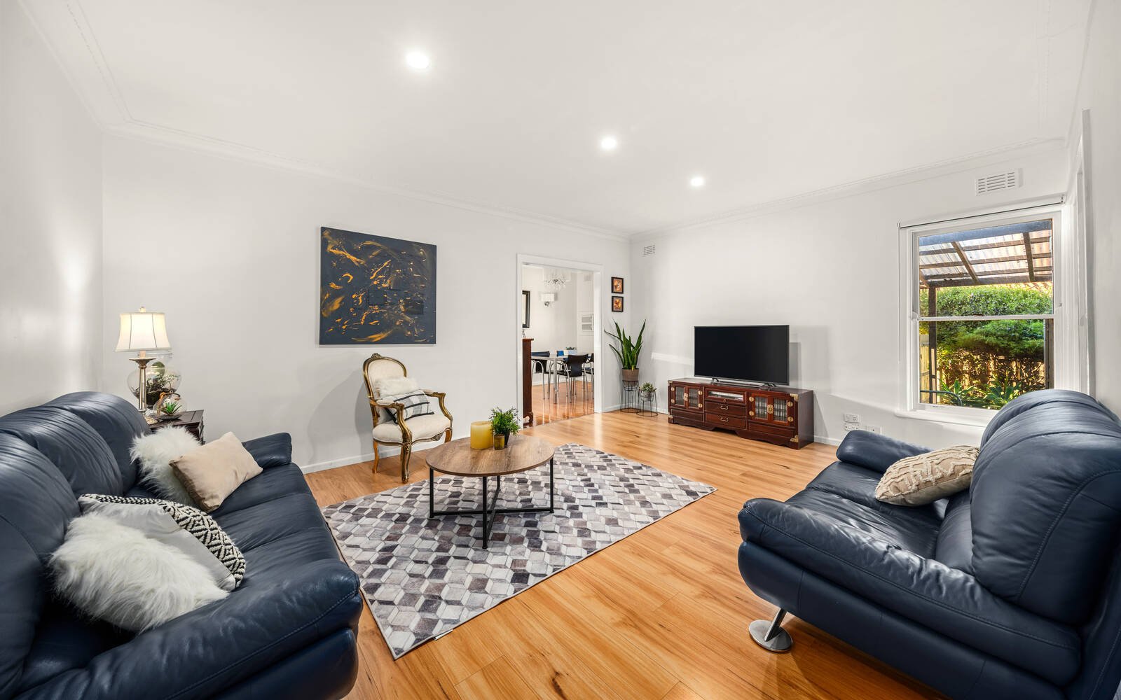 Property Gallery Thumbnail 4