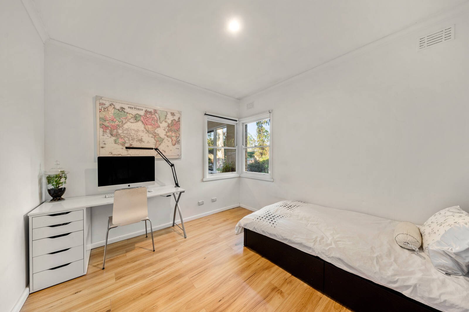 Property Gallery Thumbnail 17