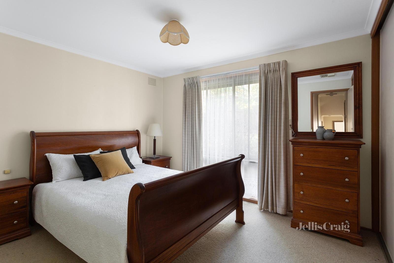 43 Glen Katherine Drive, St Helena image 6