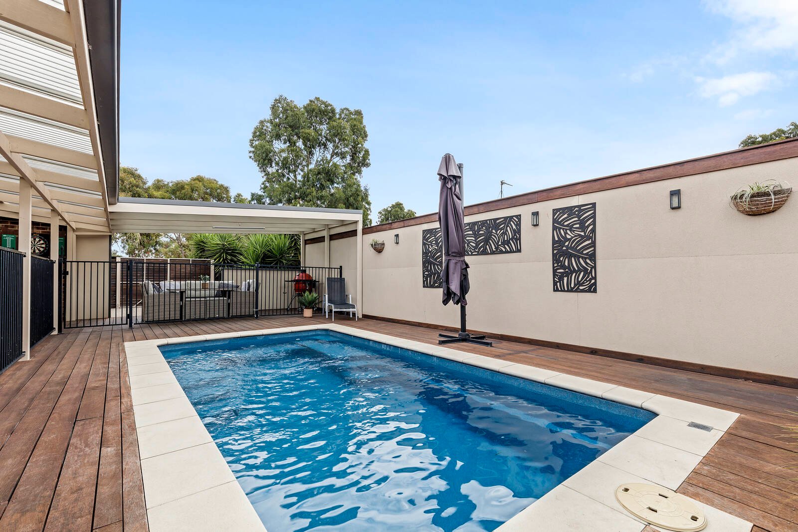 Property Gallery Thumbnail 7