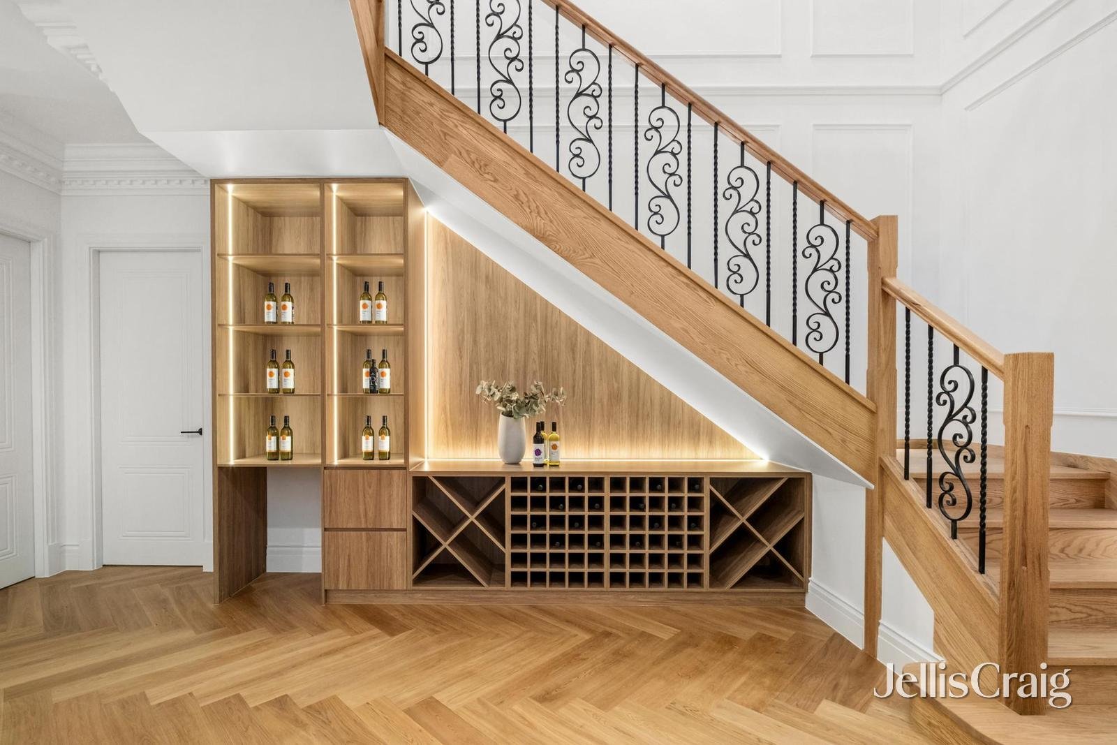 43 Greenways Road, Glen Waverley image 5