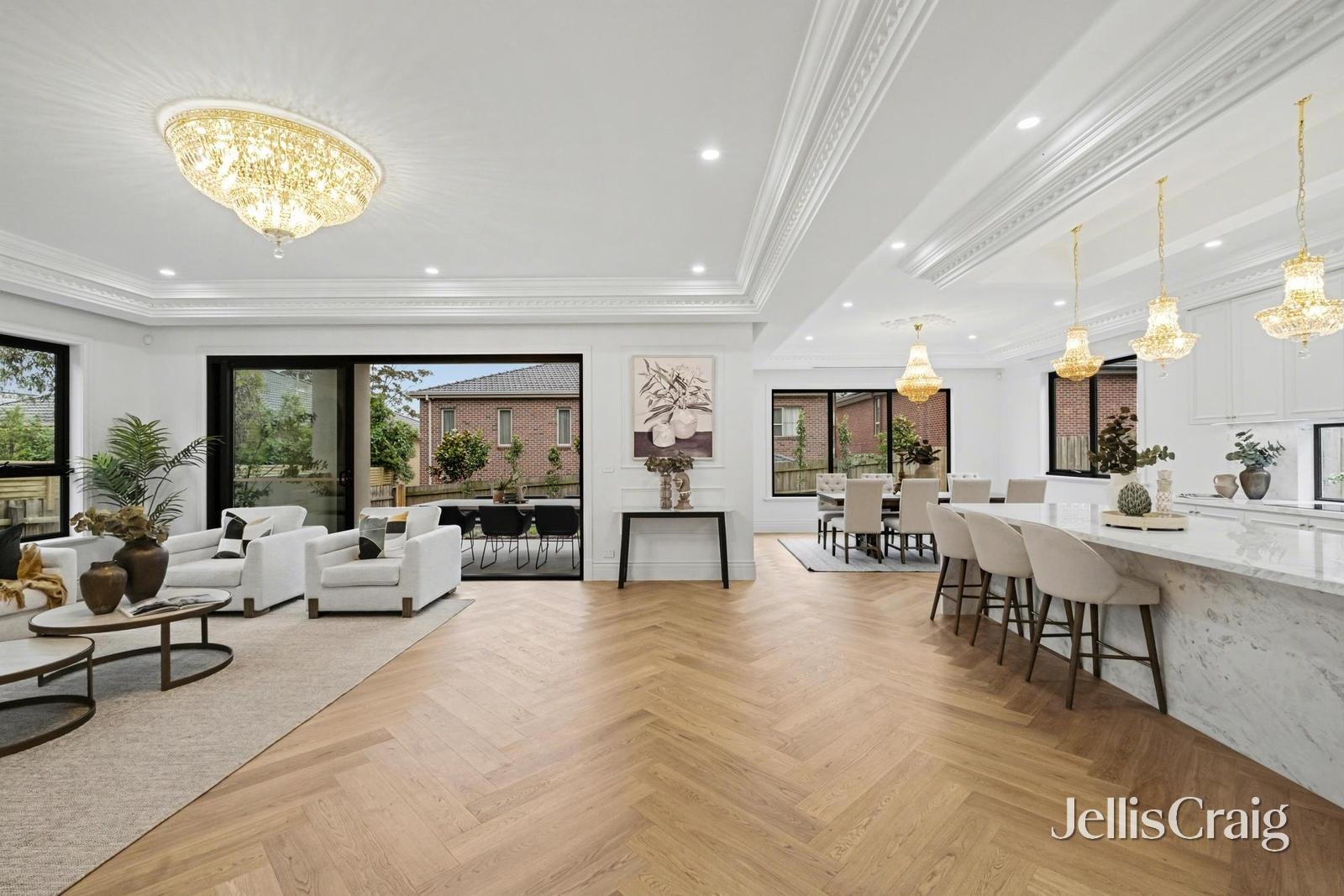 43 Greenways Road, Glen Waverley image 6