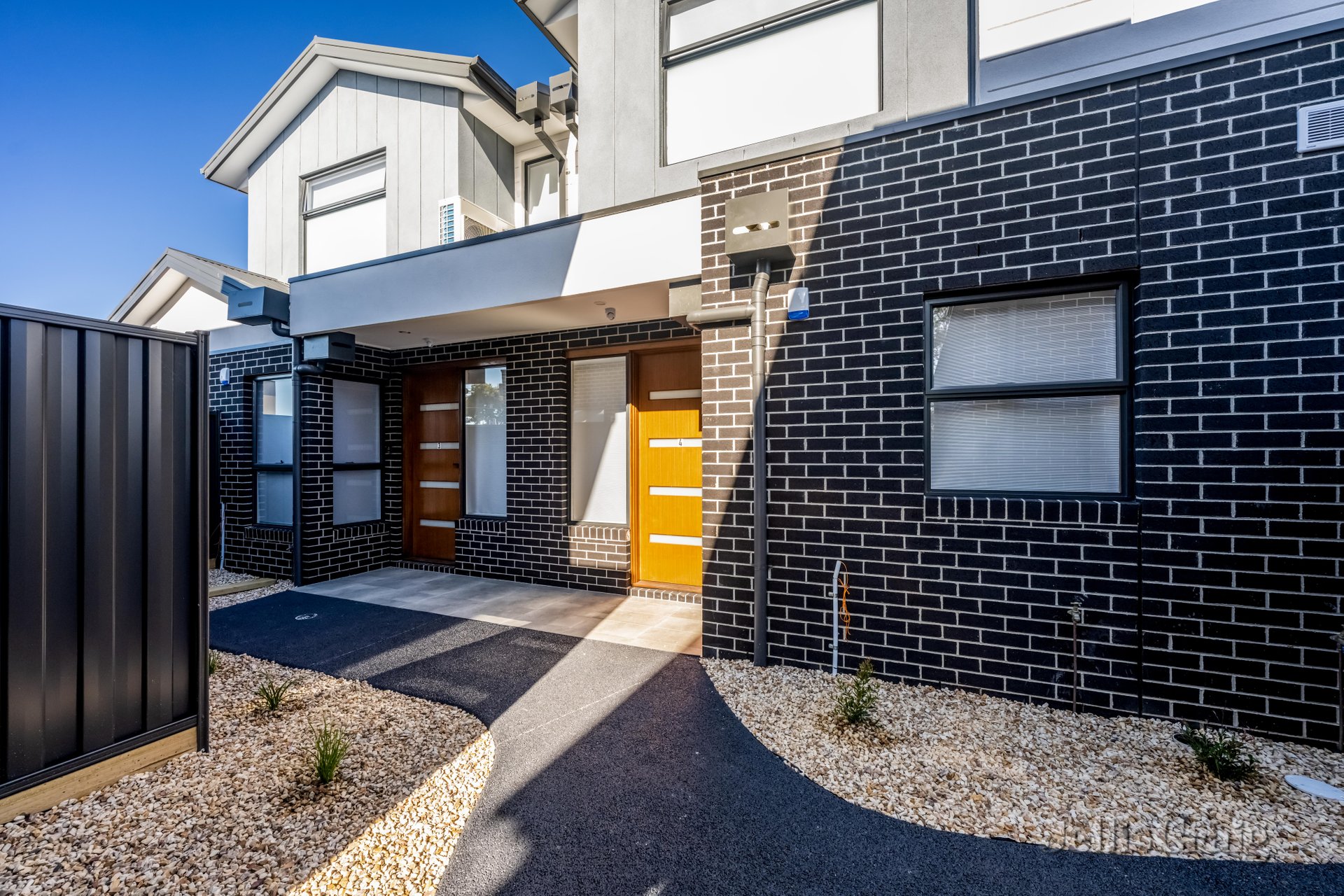 4/3 Hazel Grove, Pascoe Vale image 6