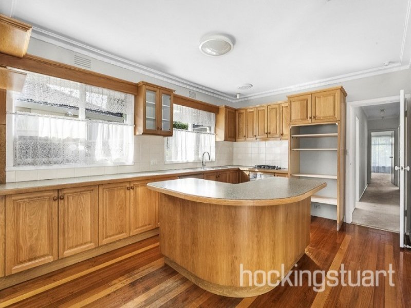 43 Helston Street, Balwyn North image 4
