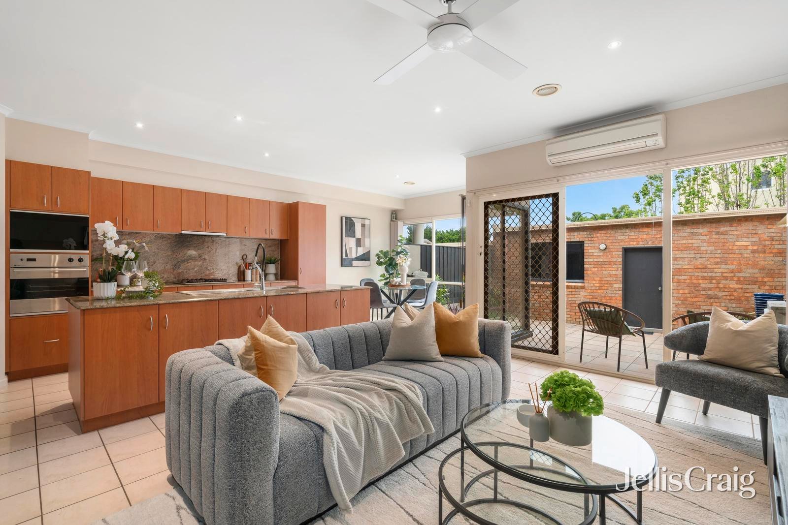 43 Herriotts Boulevard, Glen&nbsp;Waverley image 4