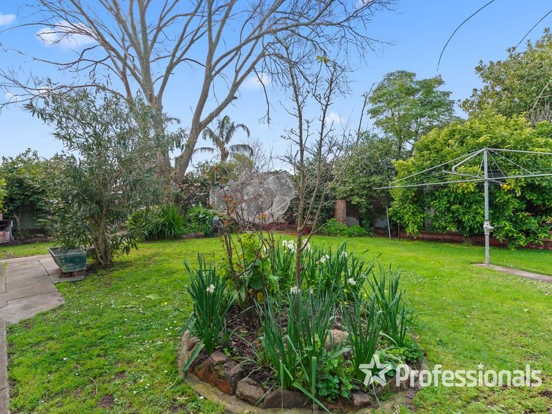 43 Hillview Drive, Kilsyth image 20