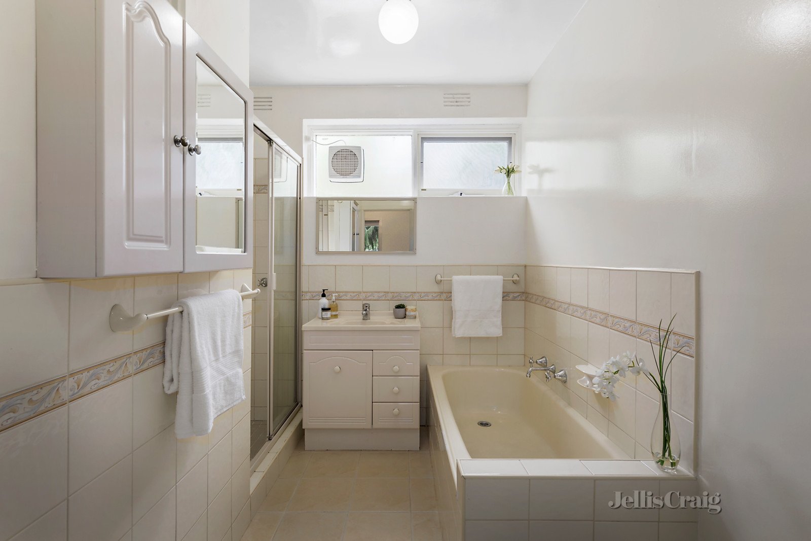 4/3 Hope Street, Glen Iris image 5
