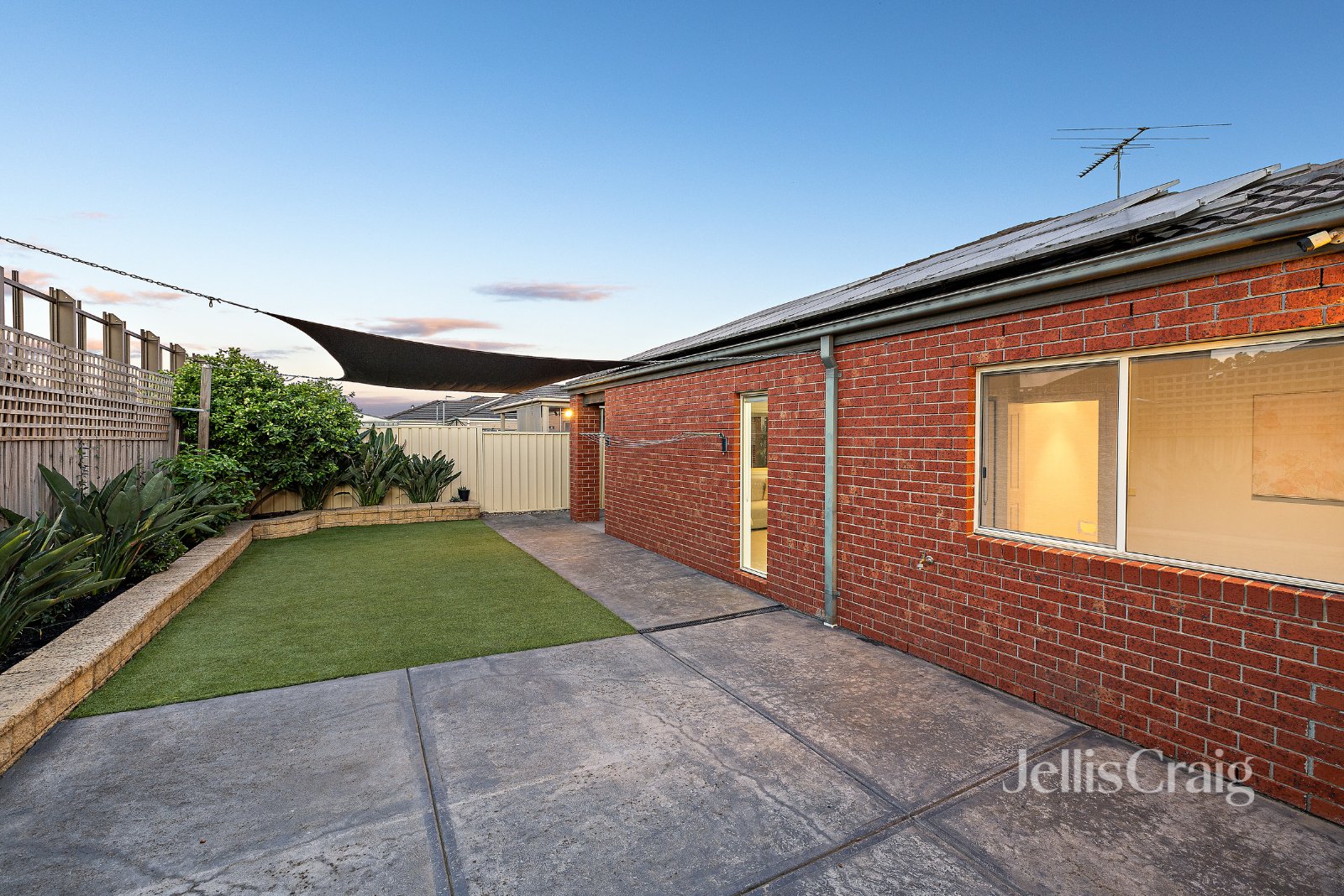 43 Hughes Cct, Bundoora image 17