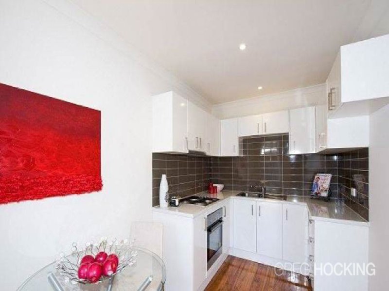 4/3 Jubilee Street, Newport image 3