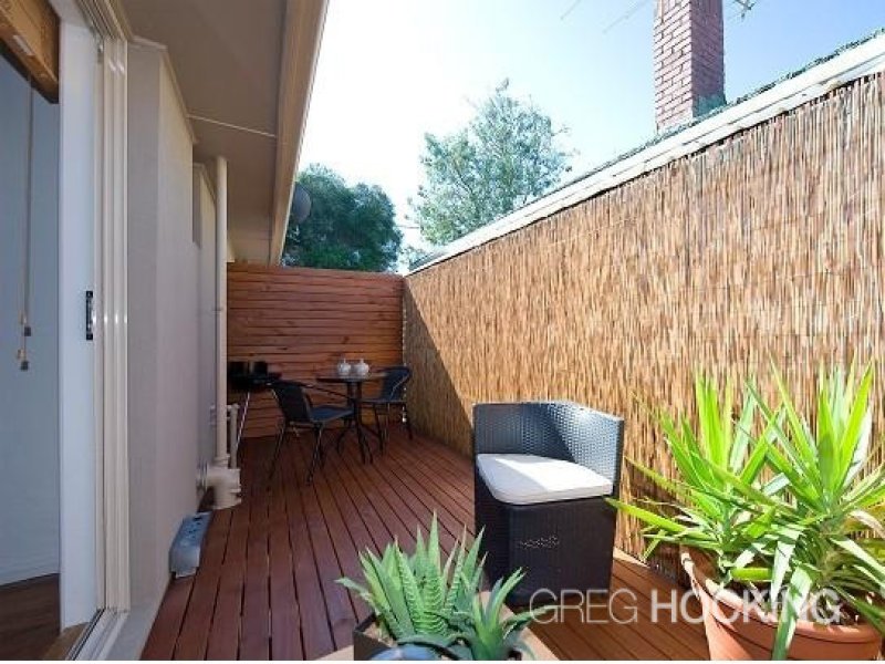 4/3 Jubilee Street, Newport image 5